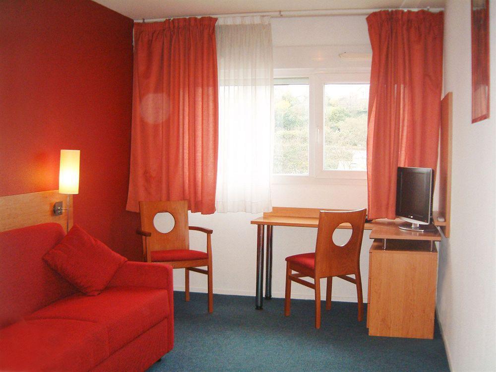 Sejours & Affaires Poitiers Lamartine Εξωτερικό φωτογραφία