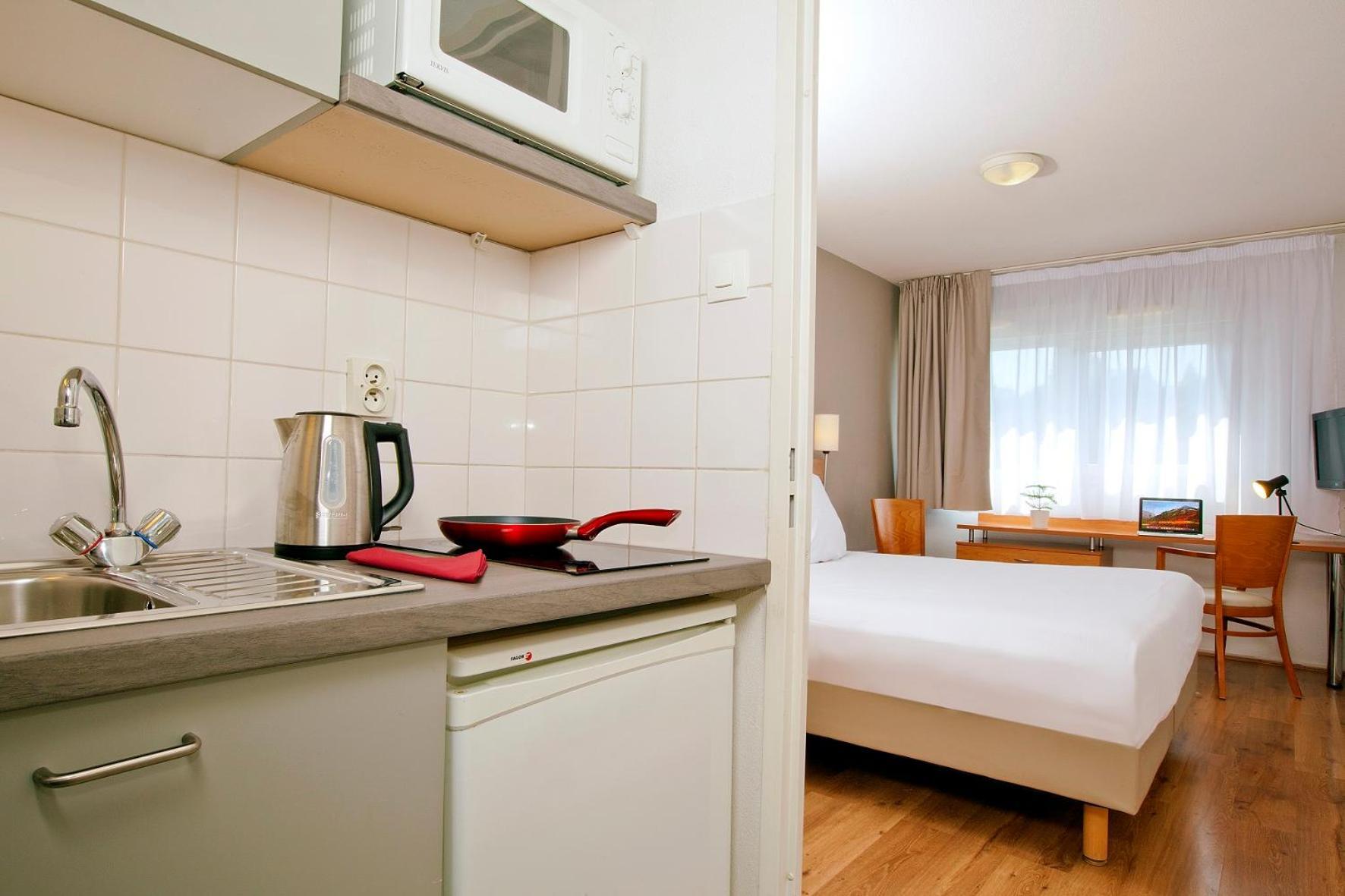 Sejours & Affaires Poitiers Lamartine Εξωτερικό φωτογραφία